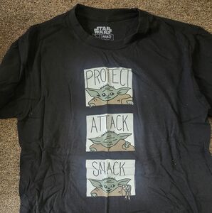 Star Wars Black Tee with Yoda Snack Graphic